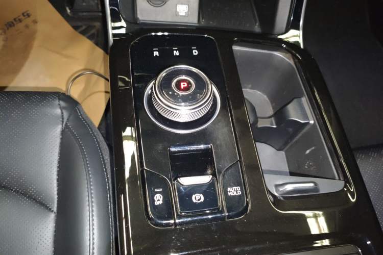 Used Kia K5 2021 270T CVVD Refreshed Edition Gear Lever
