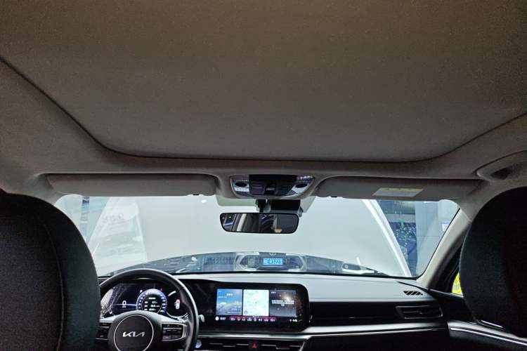 Used Kia K5 2021 380T GT-Line Refreshed Edition Headliner