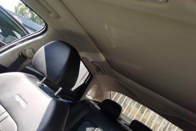 Used Kia K5 2021 380T GT-Line Flagship Edition Headliner