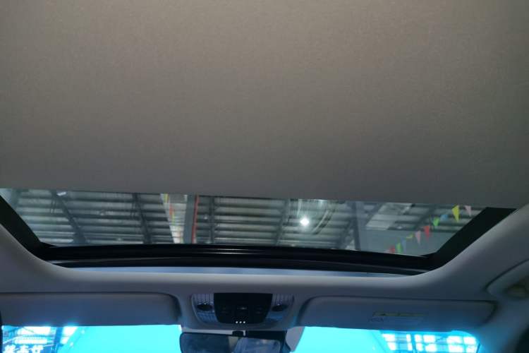 Used Kia K5 2021 380T GT-Line Refreshed Edition Headliner