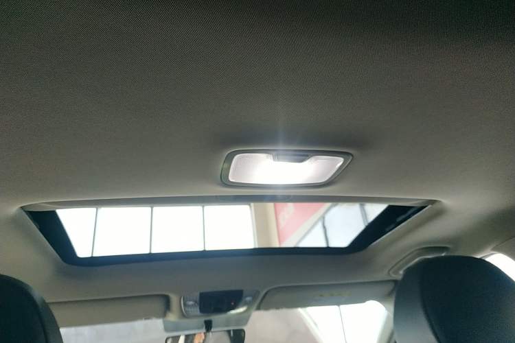 Used Kia K5 2021 270T CVVD Fashion Edition Headliner
