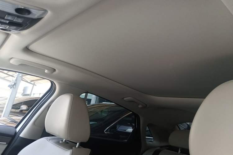 Used Kia K5 2021 380T GT-Line Flagship Edition Headliner