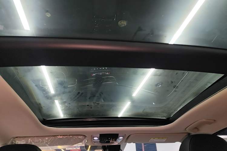 Used Kia K5 2021 380T GT-Line Refreshed Edition Headliner