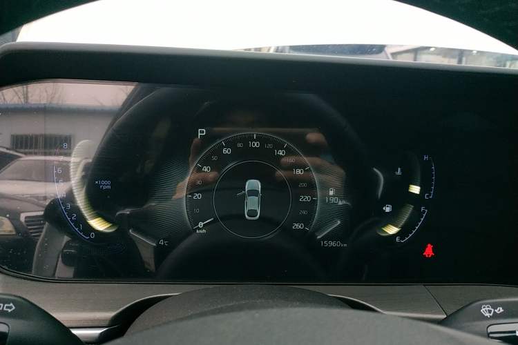 Used Kia K5 2021 270T CVVD Fashion Edition Instrument Cluster