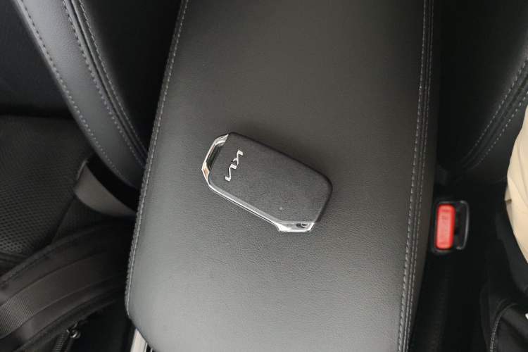 Used Kia K5 2021 270T CVVD Refreshed Edition Interior 1