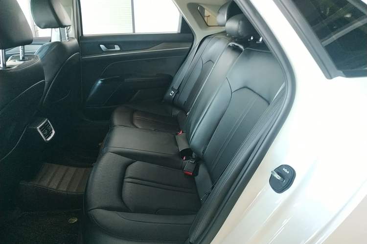Used Kia K5 2021 270T CVVD Fashion Edition Interior 4
