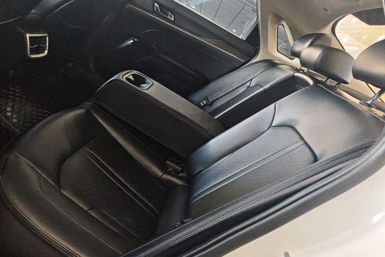 Used Kia K5 2021 270T CVVD Refreshed Edition Interior 4