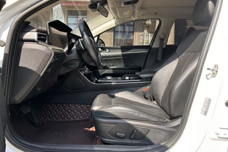 Used Kia K5 2021 270T CVVD Refreshed Edition Interior 5
