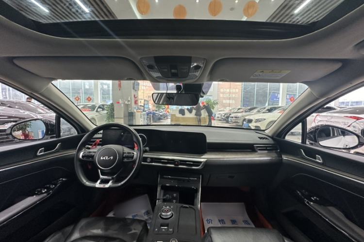 Used Kia K5 2021 380T GT-Line Refreshed Edition Interior 5