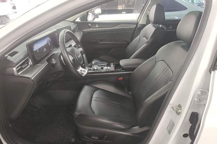 Used Kia K5 2021 270T CVVD Refreshed Edition Left Front Seat