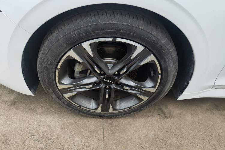 Used Kia K5 2021 270T CVVD Refreshed Edition Left Front Wheel Hub