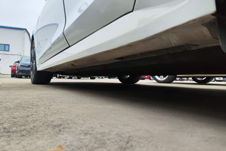 Used Kia K5 2021 270T CVVD Refreshed Edition Left Side Sill