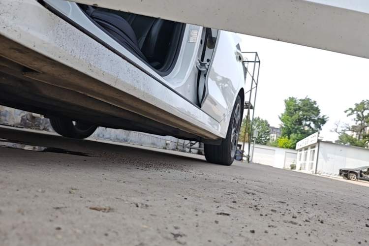 Used Kia K5 2021 270T CVVD Refreshed Edition Left Side Sill