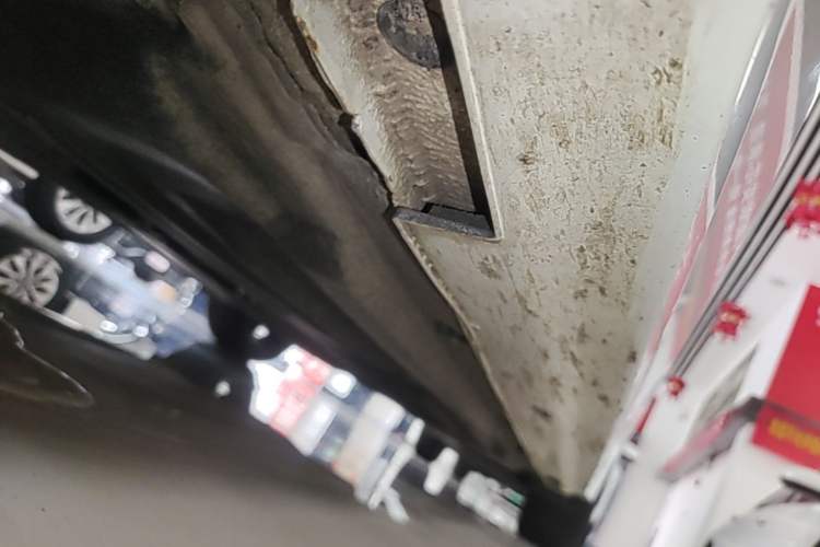 Used Kia K5 2021 270T CVVD Refreshed Edition Left Side Sill