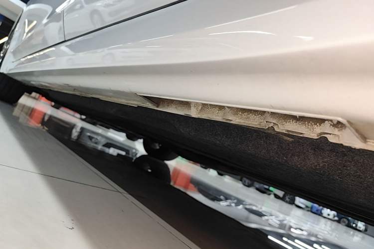Used Kia K5 2021 380T GT-Line Refreshed Edition Left Side Sill
