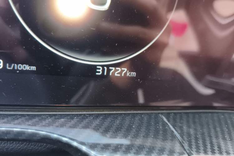 Used Kia K5 2021 270T CVVD Refreshed Edition Odometer Close Up