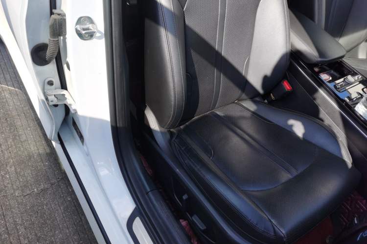Used Kia K5 2021 380T GT-Line Flagship Edition Right Front Seat