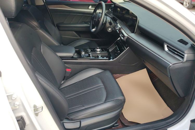 Used Kia K5 2021 270T CVVD Fashion Edition Right Front Seat