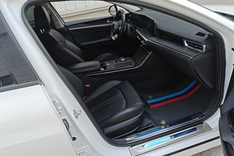 Used Kia K5 2021 270T CVVD Refreshed Edition Right Front Seat