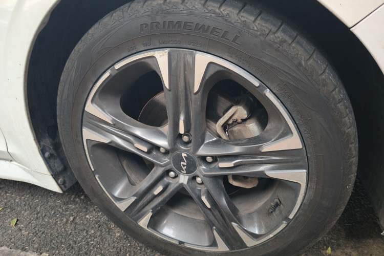 Used Kia K5 2021 270T CVVD Refreshed Edition Right Front Wheel Hub