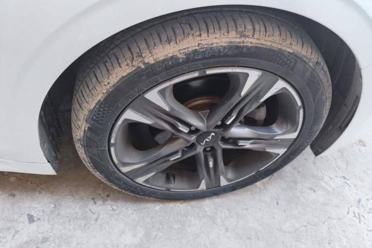 Used Kia K5 2021 270T CVVD Refreshed Edition Right Front Wheel Hub