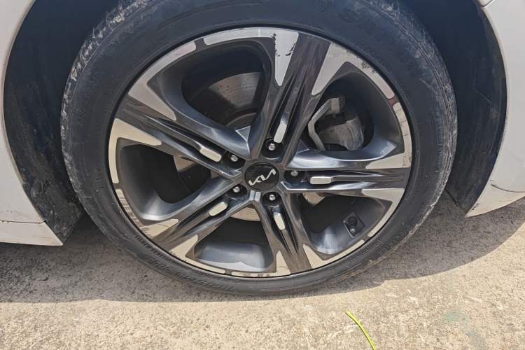 Used Kia K5 2021 380T GT-Line Refreshed Edition Right Front Wheel Hub
