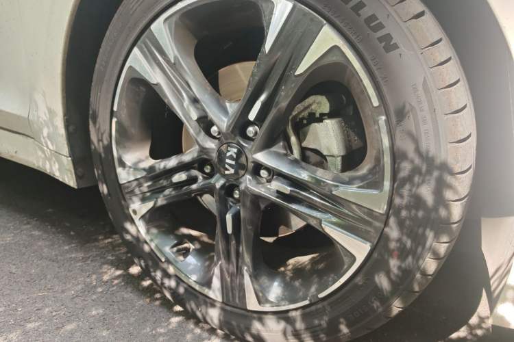 Used Kia K5 2021 270T CVVD Refreshed Edition Right Front Wheel Hub