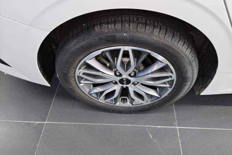 Used Kia K5 2021 270T CVVD Fashion Edition Right Rear Wheel Hub