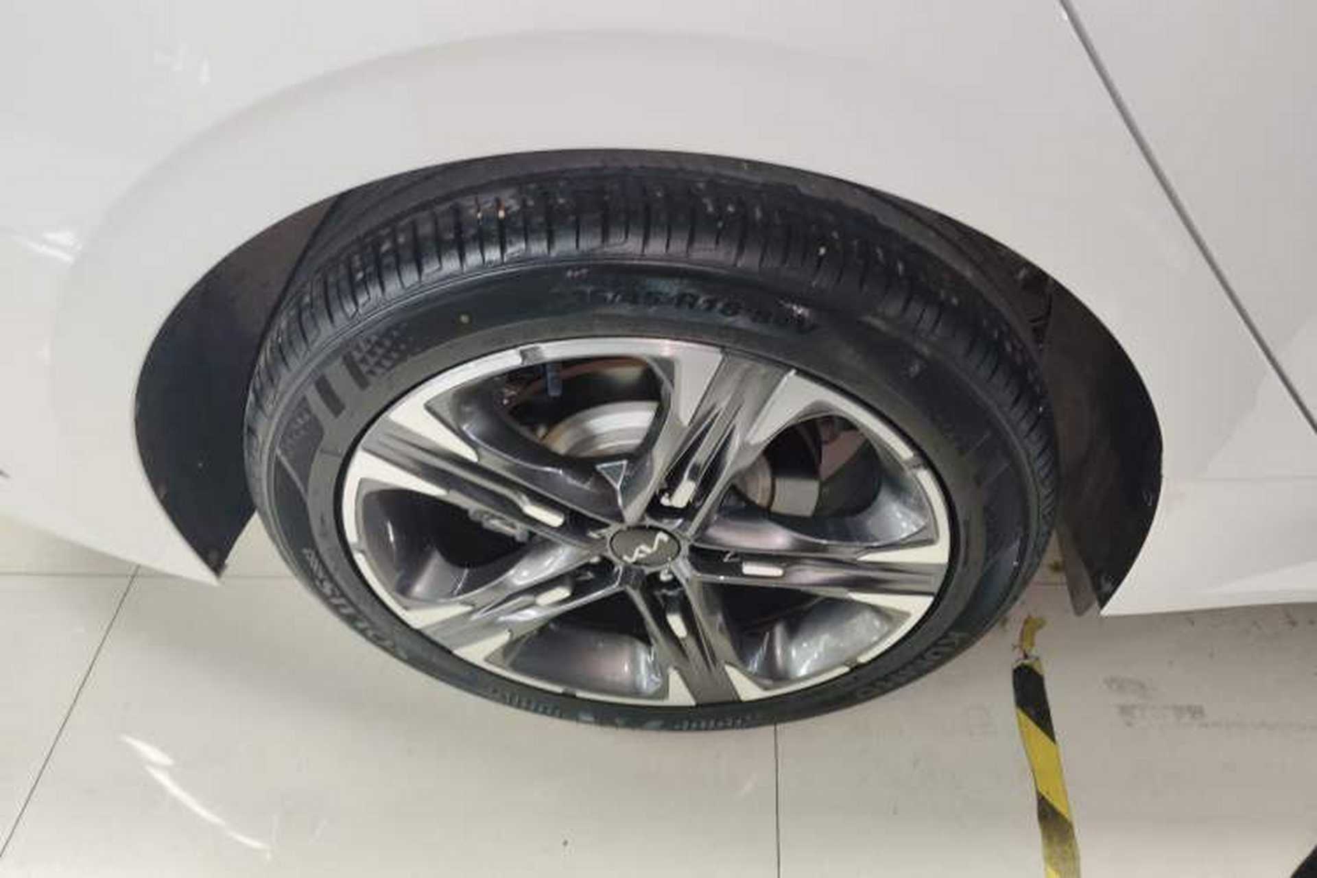 Used Kia K5 2021 380T GT-Line Refreshed Edition Right Rear Wheel Hub