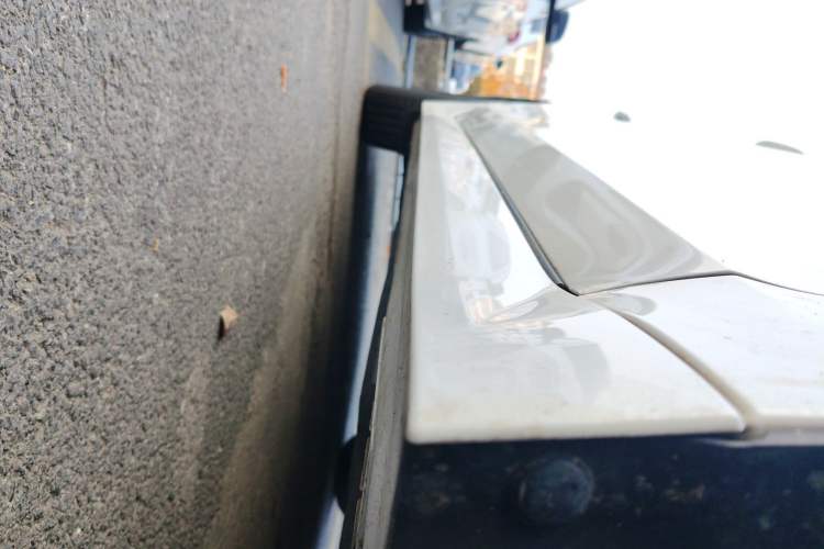 Used Kia K5 2021 270T CVVD Fashion Edition Right Side Sill
