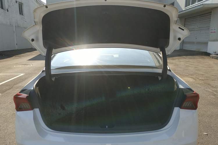 Used Kia K5 2021 380T GT-Line Flagship Edition Trunk