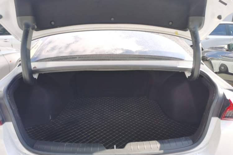 Used Kia K5 2021 380T GT-Line Flagship Edition Trunk