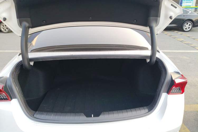Used Kia K5 2021 270T CVVD Fashion Edition Trunk