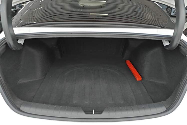 Used Kia K5 2021 380T GT-Line Refreshed Edition Trunk
