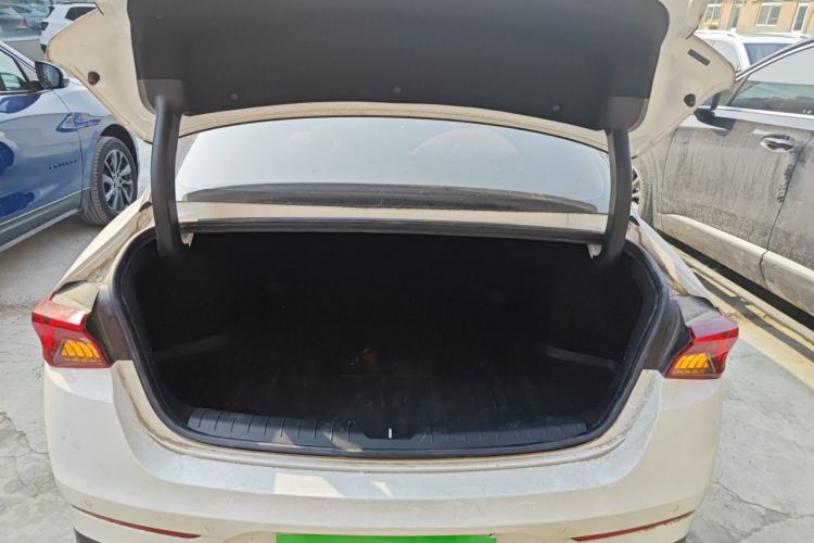 Used Kia K5 2021 270T CVVD Refreshed Edition Trunk