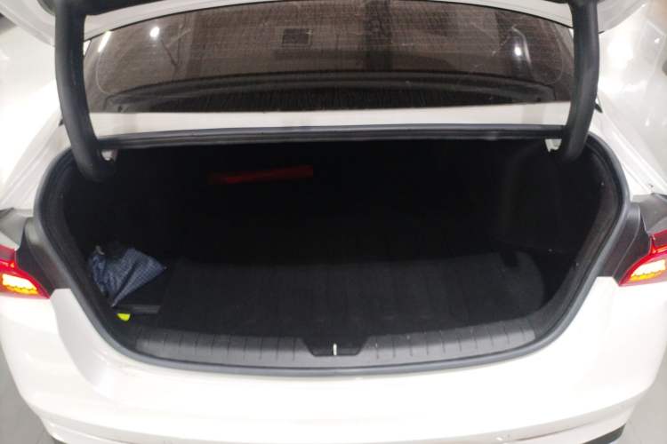 Used Kia K5 2021 270T CVVD Refreshed Edition Trunk
