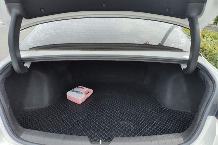 Used Kia K5 2021 380T GT-Line Refreshed Edition Trunk