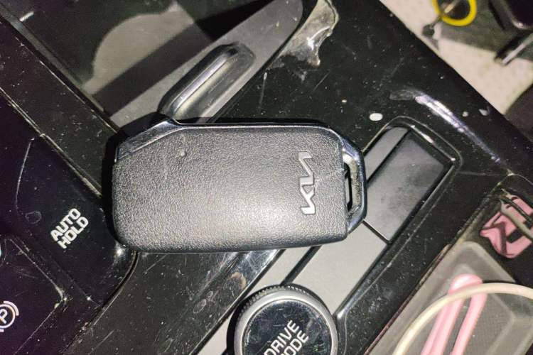 Used Kia K5 2021 270T CVVD Refreshed Edition Vehicle Key