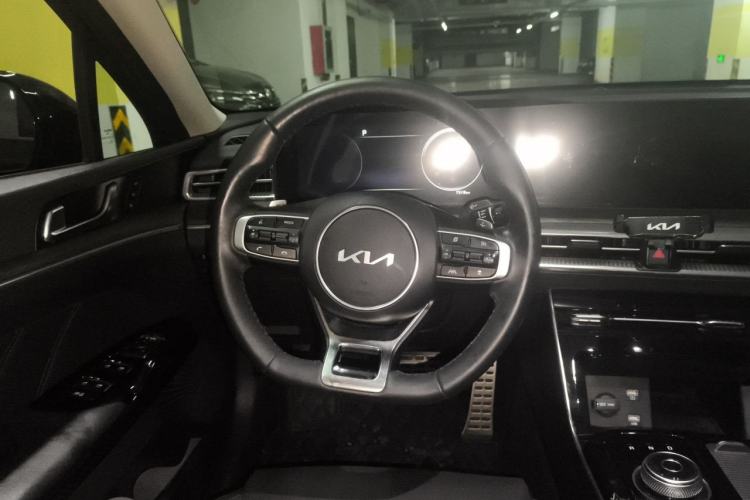 Used Kia K5 2025 2.0T Flagship Edition Steering Wheel