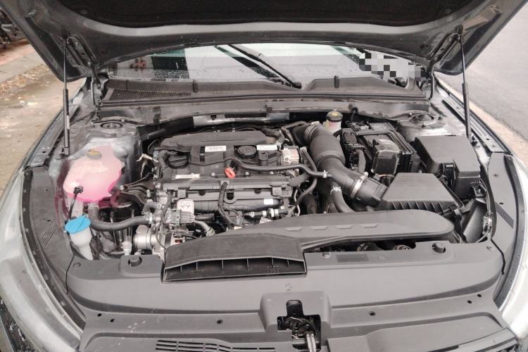 Used Kia K5 2025 1.5T Luxury Edition Engine Bay