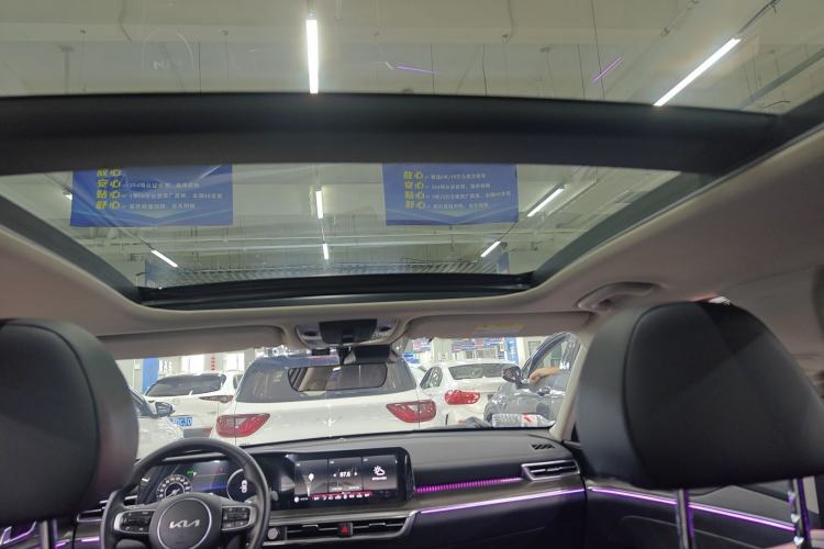 Used Kia K5 2025 1.5T Prestige Edition Headliner