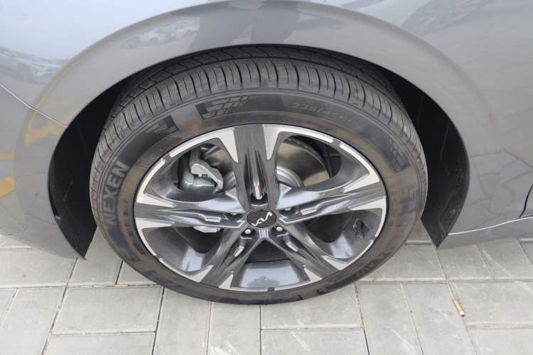 Used Kia K5 2025 1.5T Prestige Edition Left Front Wheel Hub