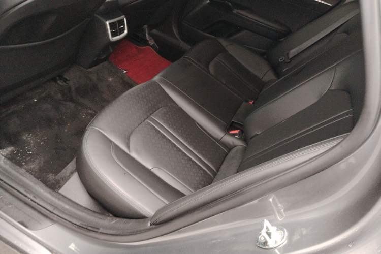 Used Kia K5 2025 1.5T Luxury Edition Left Rear Seat