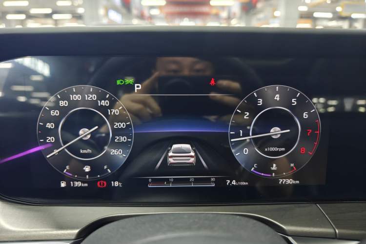 Used Kia K5 2025 1.5T Prestige Edition Odometer Close Up