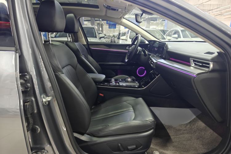 Used Kia K5 2025 1.5T Prestige Edition Right Front Seat