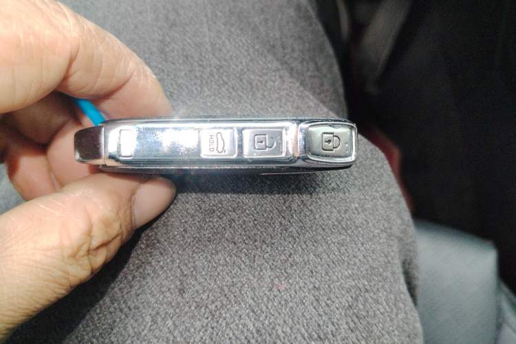 Used Kia K5 2025 1.5T Luxury Edition Vehicle Key