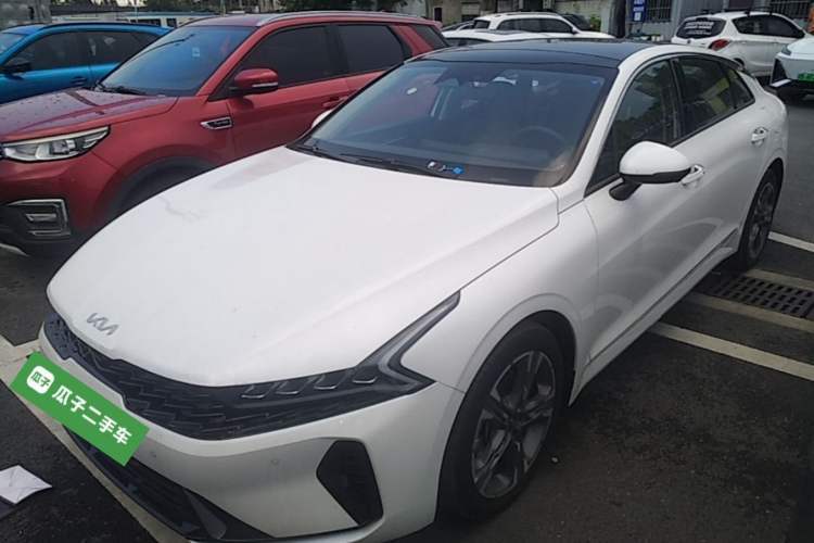 Used Kia K5 2025 1.5T Prestige Edition Guazi used car, China used car export, Used car for sale, Used  cars, Cheapest cars for sale