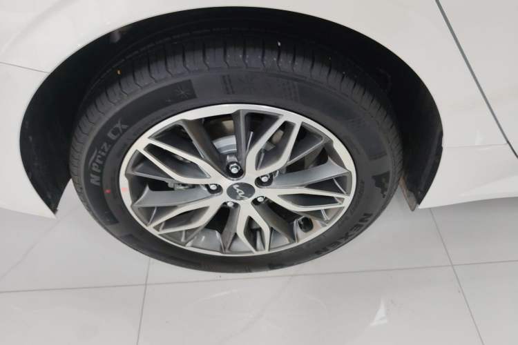 Used Kia K5 2025 1.5T Luxury Edition Exterior 5
