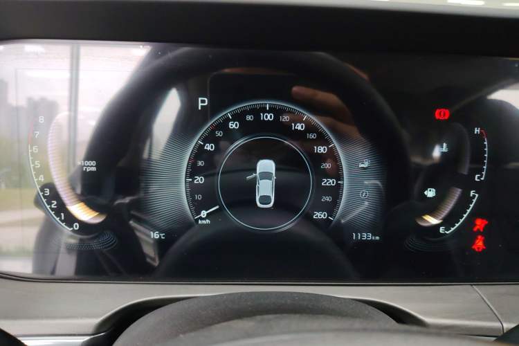 Used Kia K5 2025 1.5T Luxury Edition Instrument Cluster