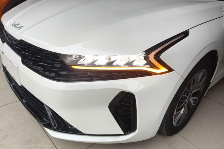 Used Kia K5 2025 1.5T Luxury Edition Left Front Headlight